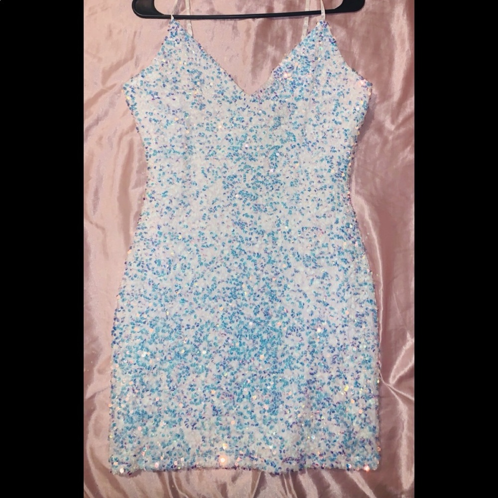 Sequin figure hugging mididress
